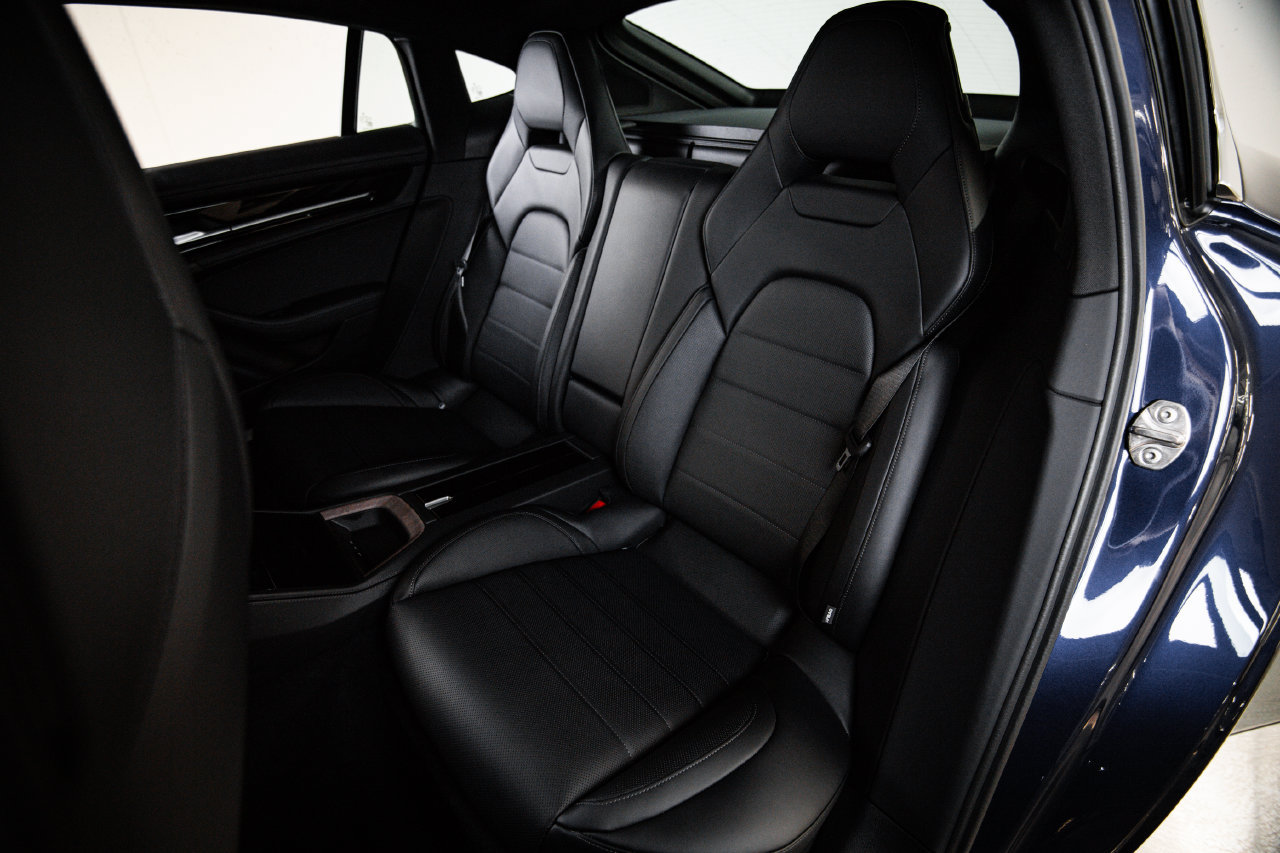 Certified 2026 Porsche Panamera RWD image 25