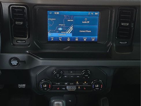 Used 2023 Ford Bronco Big Bend w/ Sasquatch Package AWD/4WD image 11