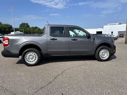 Used 2022 Ford Maverick XL FWD image 2