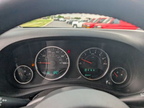 Used 2017 Jeep Wrangler Unlimited Sport w/ Quick Order Package 24S AWD/4WD image 18