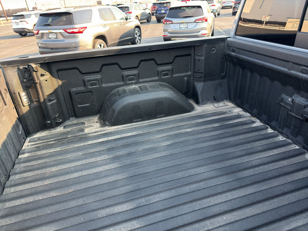 Used 2025 Chevrolet Silverado 1500 ZR2 w/ Technology Package AWD/4WD image 6
