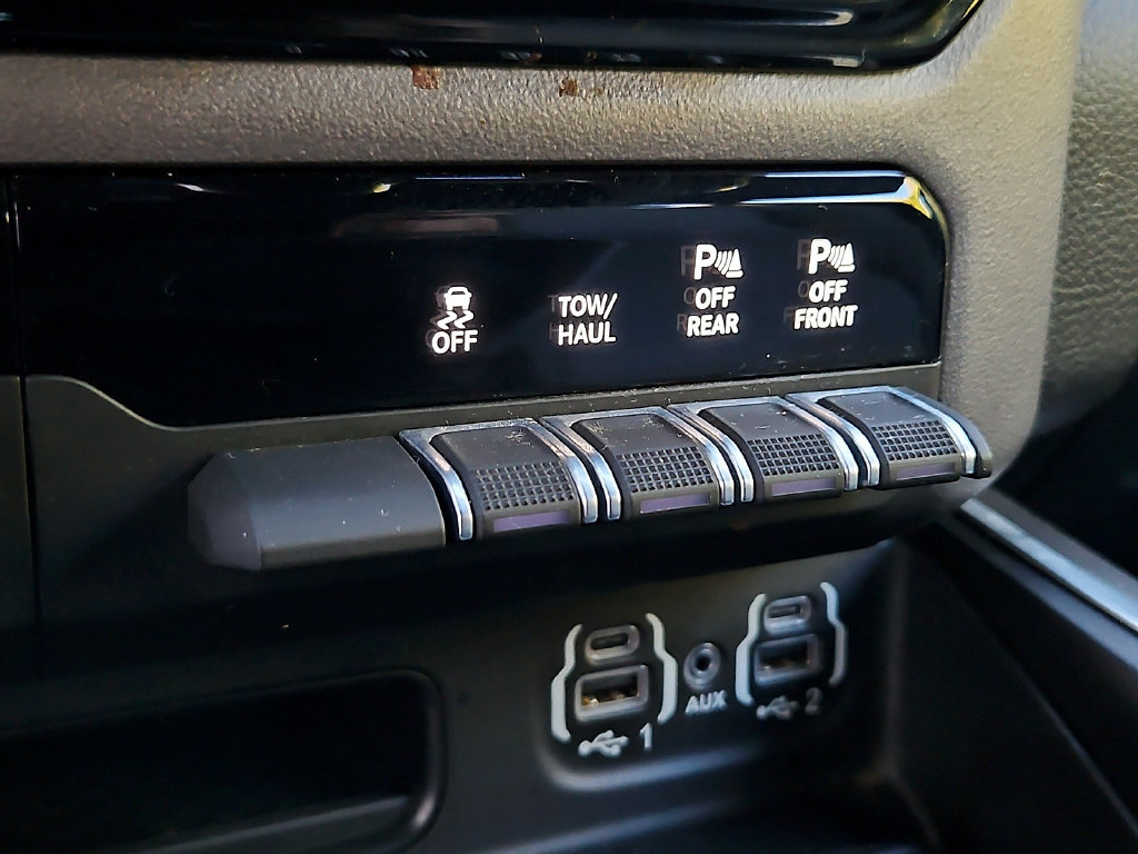Used 2022 RAM 1500 Big Horn AWD/4WD image 23