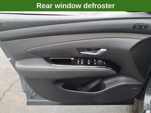 Used 2025 Hyundai Tucson Limited image 23