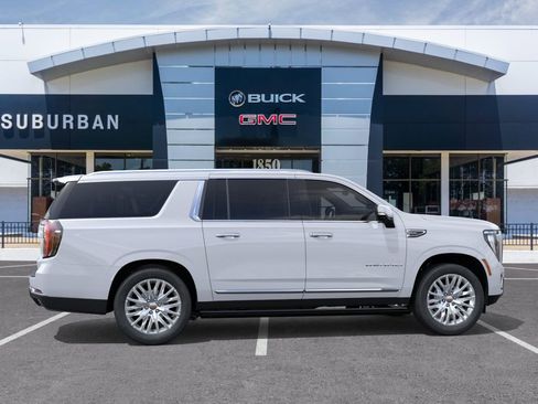 New 2026 GMC Yukon XL Denali w/ Denali Reserve Package AWD/4WD image 5