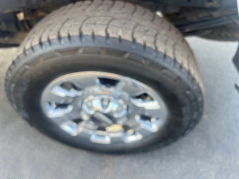 Used 2024 Ford F250 Lariat w/ Chrome Package image 13