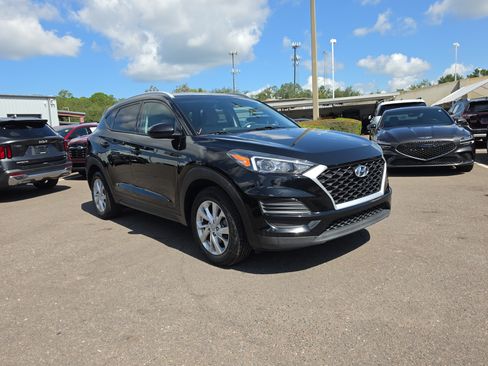 Used 2021 Hyundai Tucson Value FWD image 2