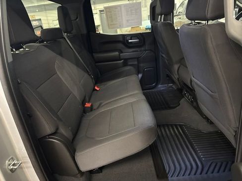 Used 2022 Chevrolet Silverado 1500 LT AWD/4WD image 24