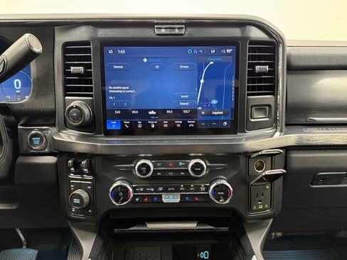 Used 2025 Ford F350 Lariat w/ Lariat Ultimate Package image 27
