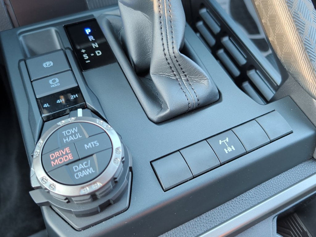 Certified 2025 Toyota 4Runner TRD Off-Road AWD/4WD image 22