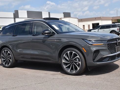 New 2026 Lincoln Nautilus Black Label AWD/4WD image 33