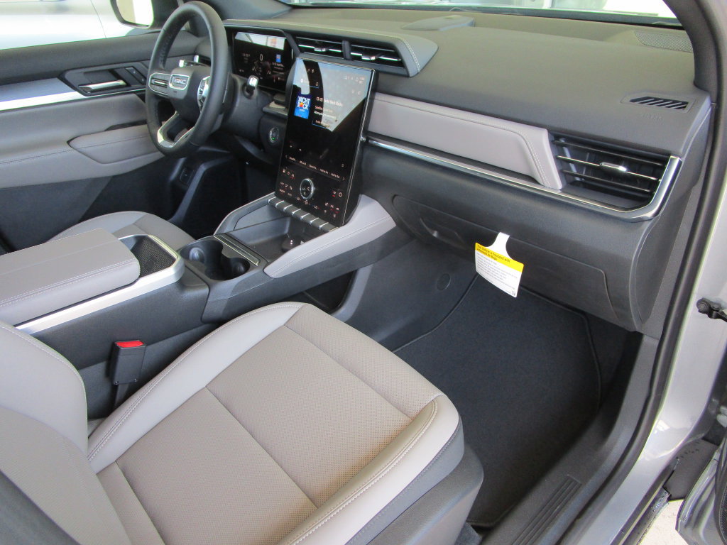 New 2027 GMC Terrain Elevation w/ Elevation Premium Package FWD image 28