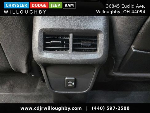 Used 2019 GMC Terrain SLE w/ Driver Convenience Package FWD image 28