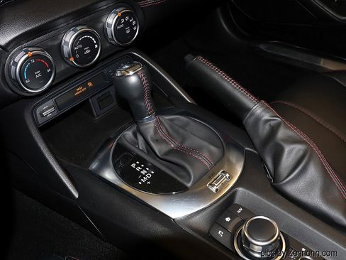 Used 2019 MAZDA MX-5 Miata RF Grand Touring image 22