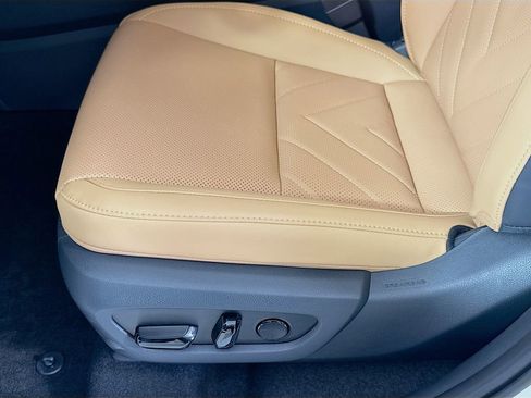 New 2026 Lexus NX 450h+ 450h+ Luxury image 21