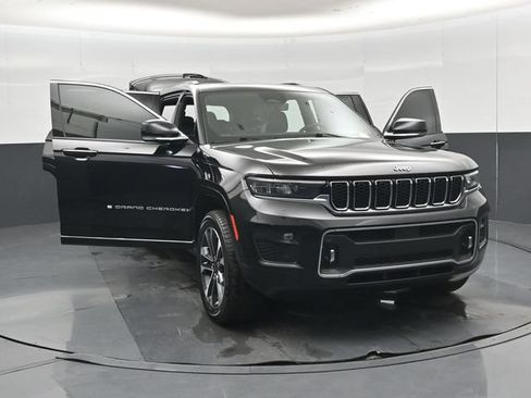 Used 2021 Jeep Grand Cherokee L Overland w/ Luxury Tech Group IV AWD/4WD image 59