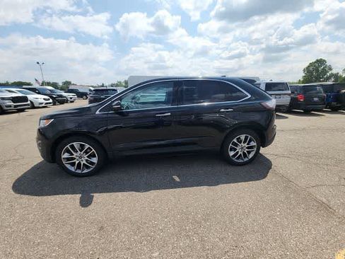 Used 2015 Ford Edge Titanium w/ Equipment Group 301A AWD/4WD image 25