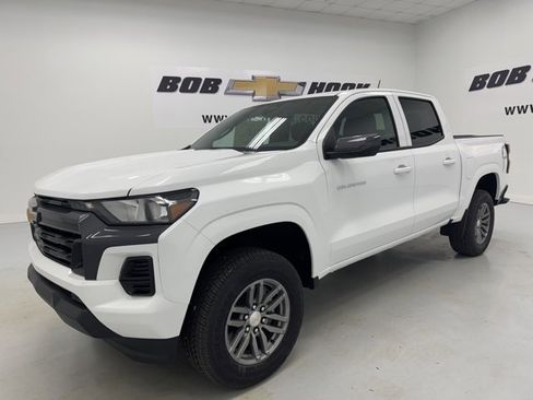 New 2025 Chevrolet Colorado LT w/ Advanced Trailering Package image 1