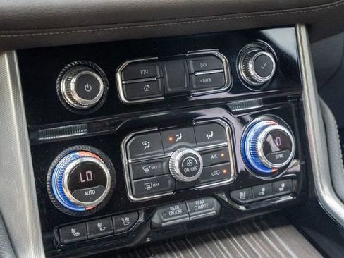 Used 2021 GMC Yukon Denali AWD/4WD image 33