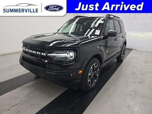 Used 2022 Ford Bronco Sport Outer Banks w/ Tech Package AWD/4WD image 1