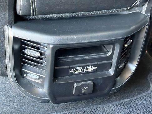 Used 2020 RAM 1500 Laramie AWD/4WD image 13