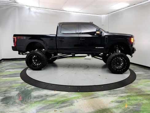 Used 2019 Ford F250 Lariat AWD/4WD image 4
