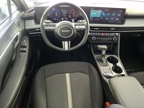 New 2026 Hyundai Sonata SE FWD image 9
