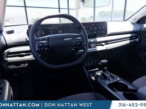 Used 2025 Kia K4 FWD image 14