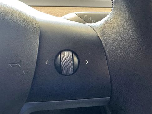 Used 2022 Tesla Model 3 Long Range AWD/4WD image 21