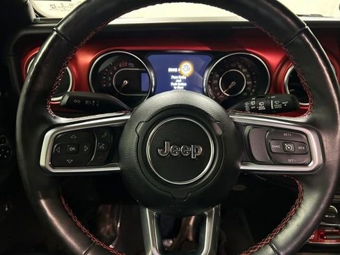 Used 2022 Jeep Wrangler Unlimited Rubicon w/ LED Lighting Group image 17