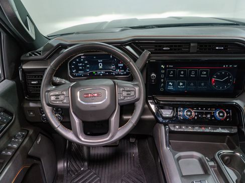 Used 2024 GMC Sierra 2500 AT4 w/ AT4 Premium Plus Package image 14