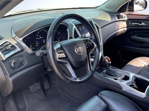 Used 2016 Cadillac SRX Luxury image 14