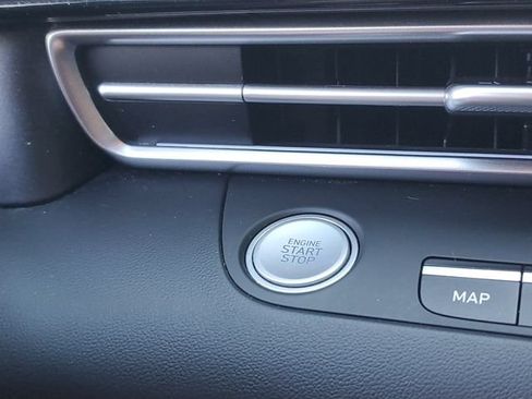 Used 2024 Hyundai Elantra SEL FWD image 29
