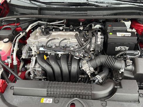 Used 2020 Toyota Corolla LE FWD image 32