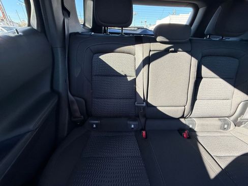 Used 2025 Chevrolet Equinox LT image 37