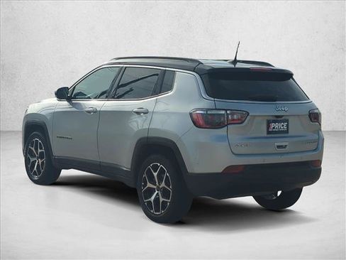 Used 2025 Jeep Compass Limited AWD/4WD image 8