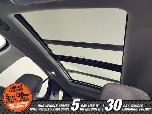 Certified 2021 Chevrolet Equinox LT image 18