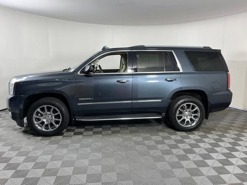 Used 2019 GMC Yukon Denali AWD/4WD image 2