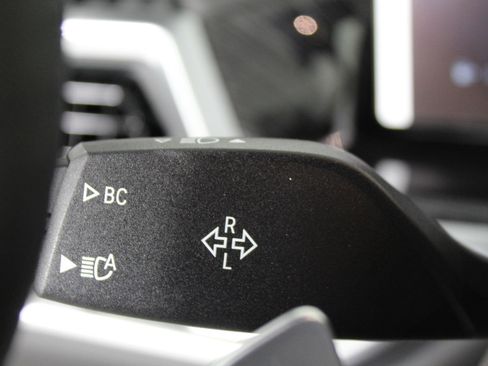 New 2026 BMW X7 xDrive40i w/ Executive Package image 35