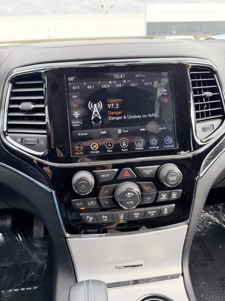 Used 2019 Jeep Grand Cherokee Summit AWD/4WD image 14