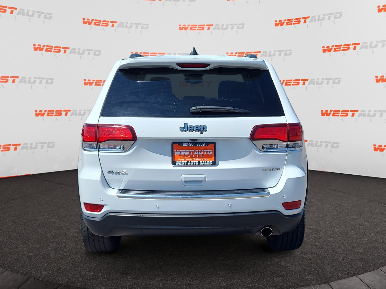 Used 2020 Jeep Grand Cherokee Limited AWD/4WD image 4