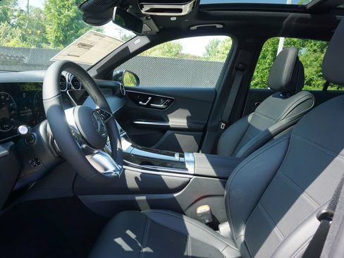 Certified 2026 Mercedes-Benz GLC 300 4MATIC image 9