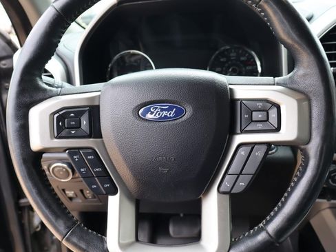 Used 2020 Ford F150 Lariat w/ Equipment Group 502A Luxury AWD/4WD image 13