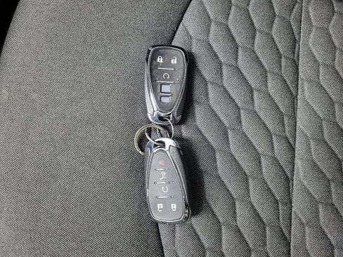 Used 2019 Chevrolet Equinox LT AWD/4WD image 32