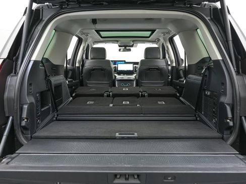 Certified 2025 Ford Expedition Active AWD/4WD image 27