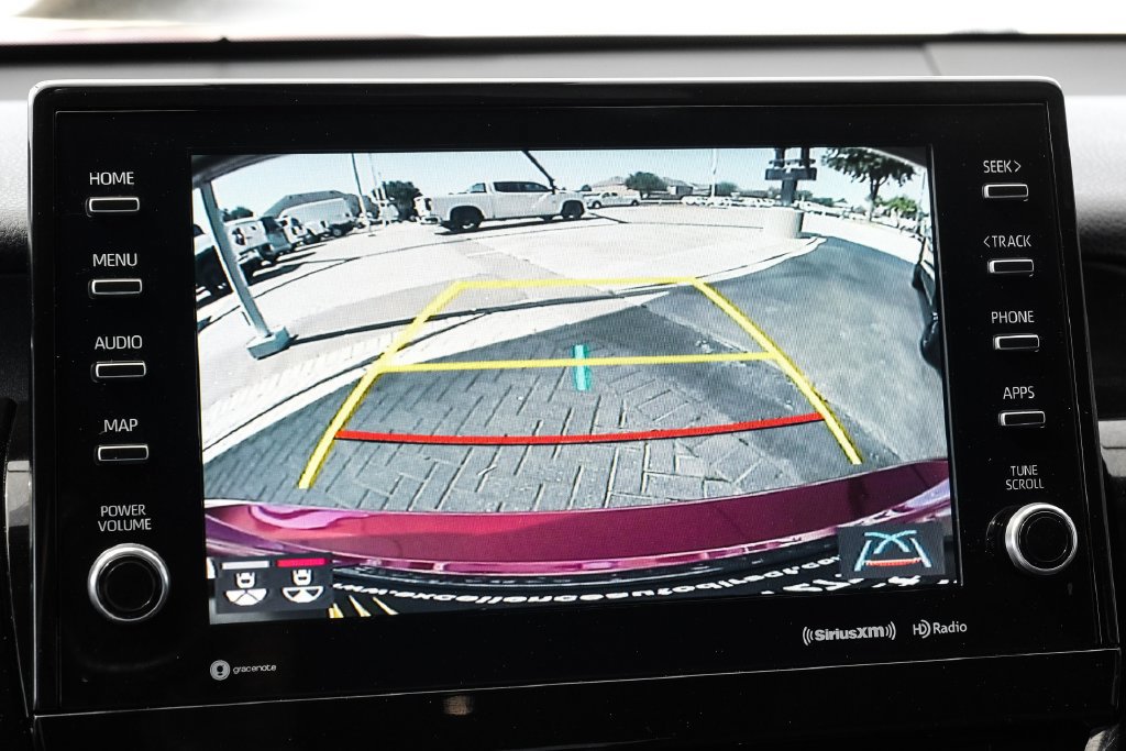 Used 2022 Toyota Camry XSE FWD image 18