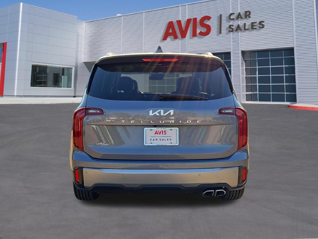 Used 2025 Kia Telluride S FWD image 6