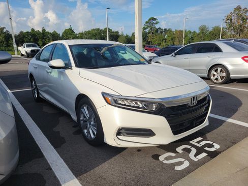 Used 2019 Honda Accord LX image 2