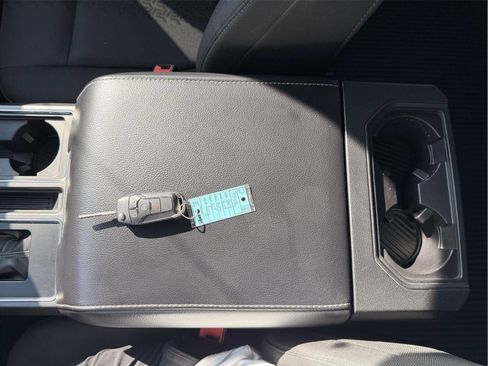 Used 2018 Ford F150 XLT w/ Equipment Group 302A Luxury image 26