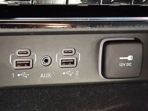 Used 2022 Jeep Grand Cherokee L Limited image 26