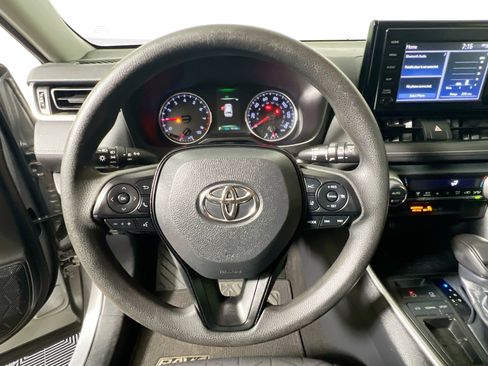 Used 2019 Toyota RAV4 XLE image 17
